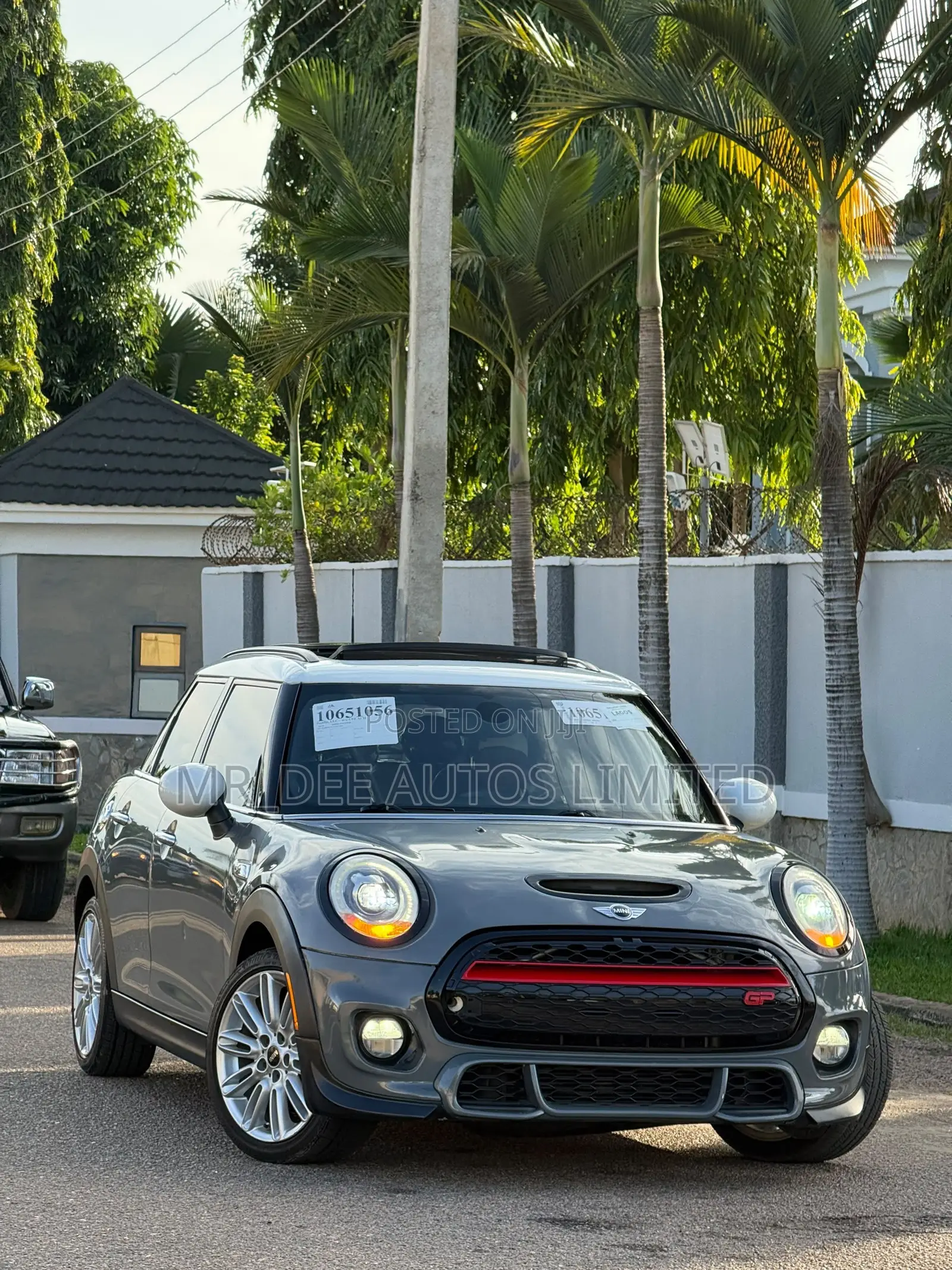 Mini Cooper 2018 Gray