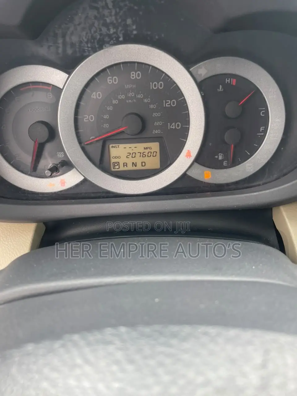 Toyota RAV4 2010 White