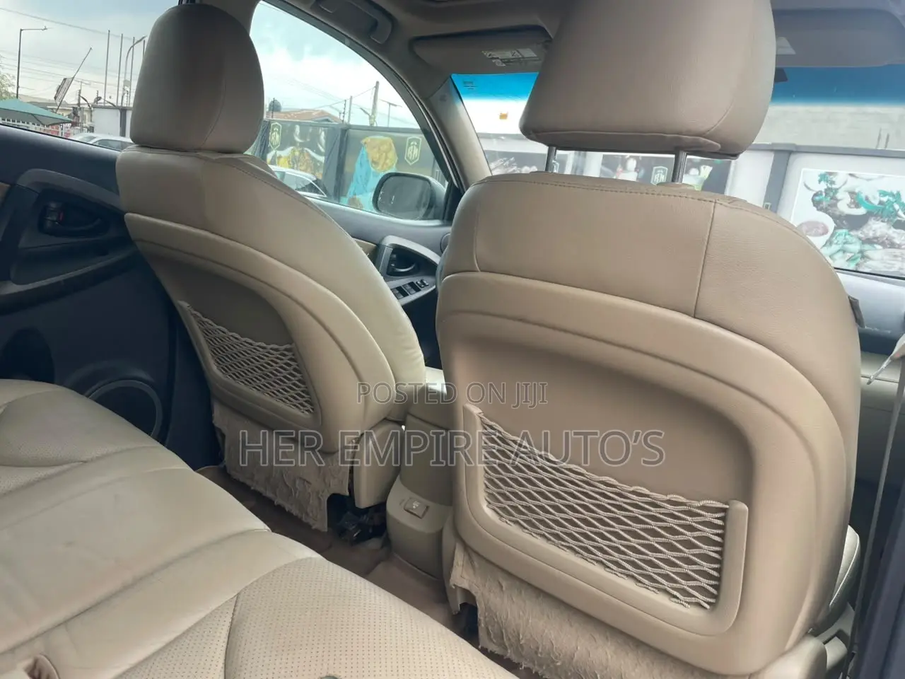 Toyota RAV4 2010 White