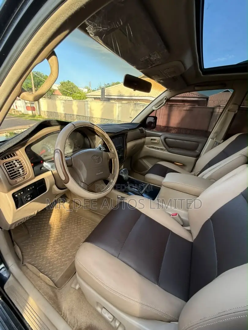 Toyota Land Cruiser 2000 Brown