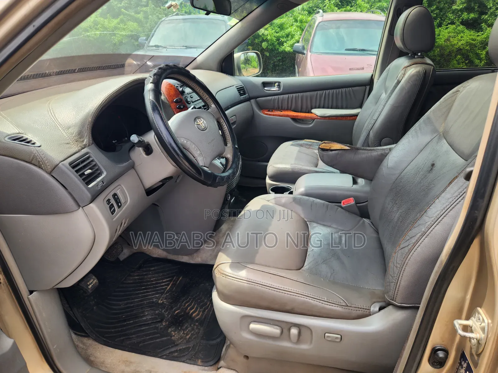Toyota Sienna 2007 Gold