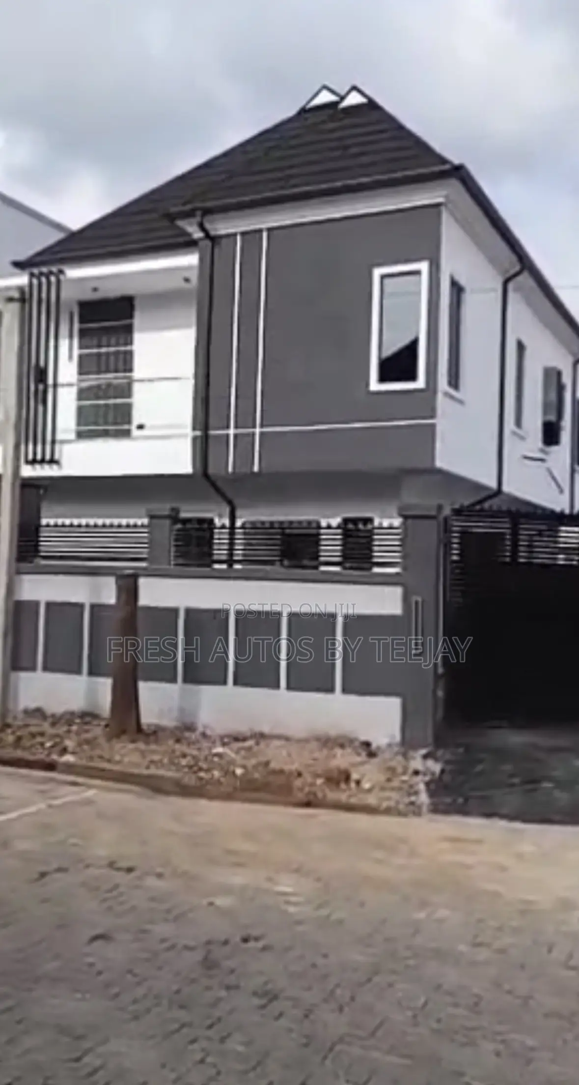 4bdrm Duplex in Magodo Phase1 Estate for sale