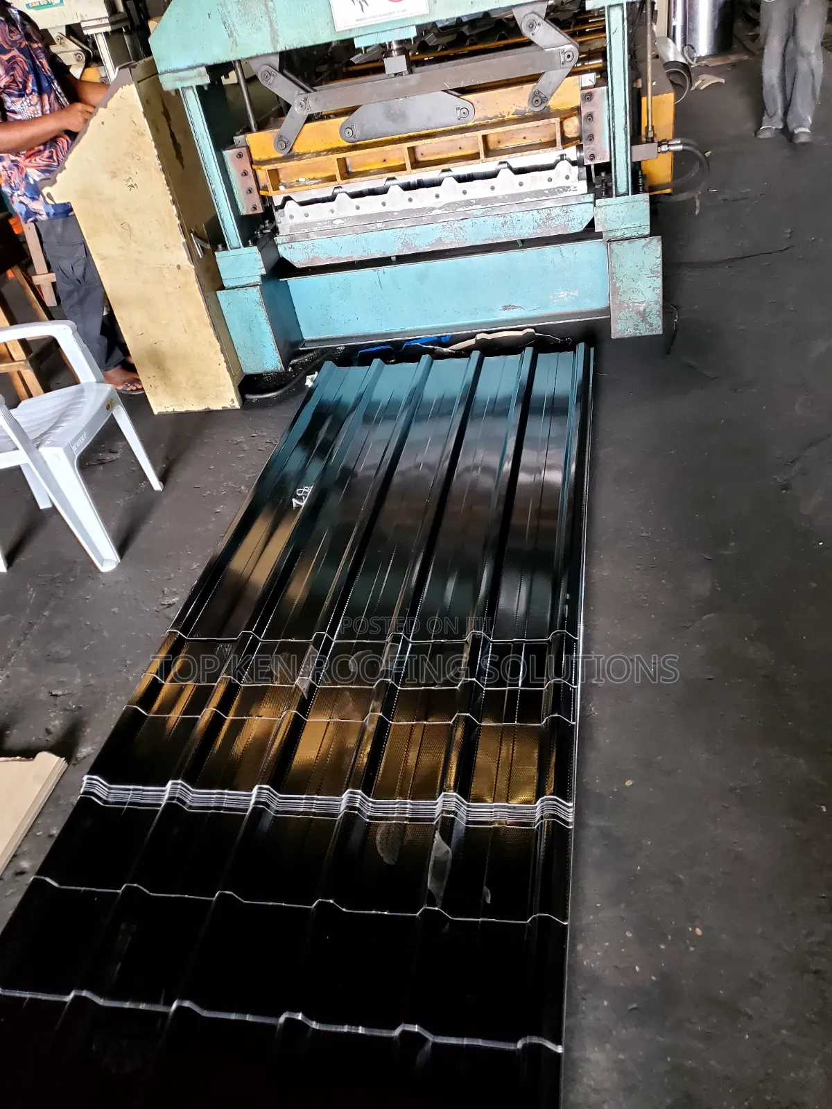 0.55B Aluminium Sheet Longspan Black