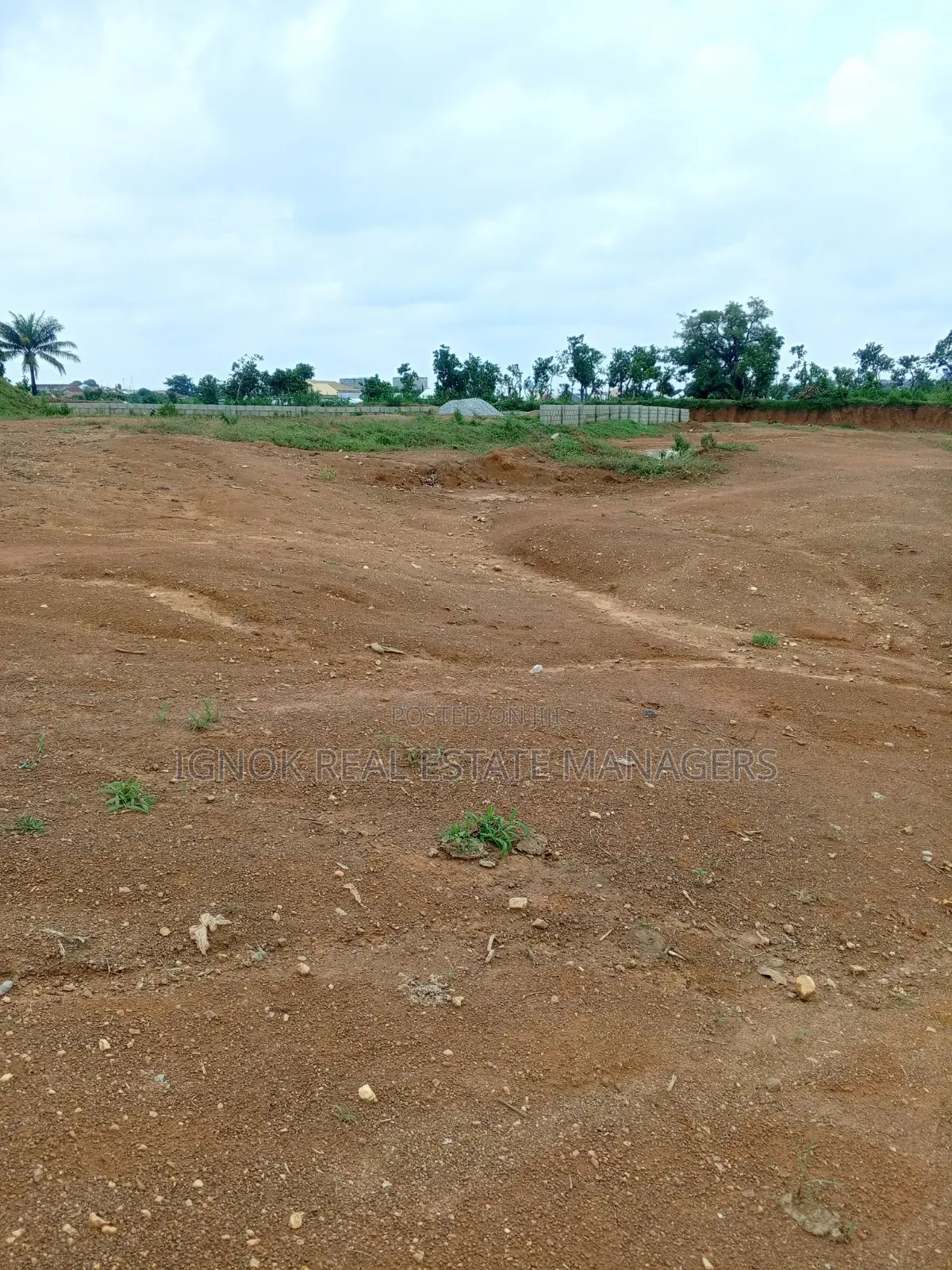 1270sqm Flat Commercial Land for Sale