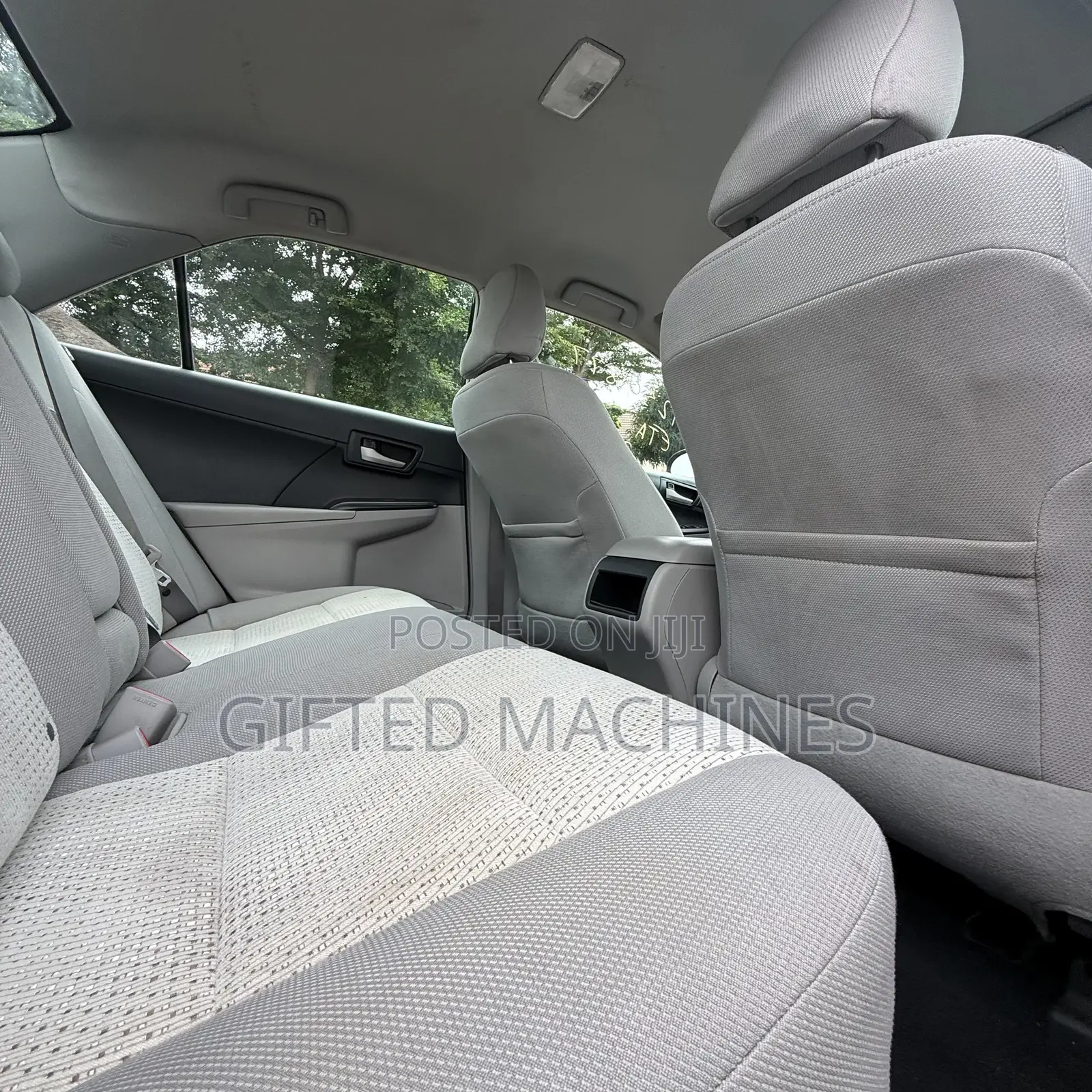 Toyota Camry LE 4dr Sedan (2.5L 4cyl 6A) 2016 Silver