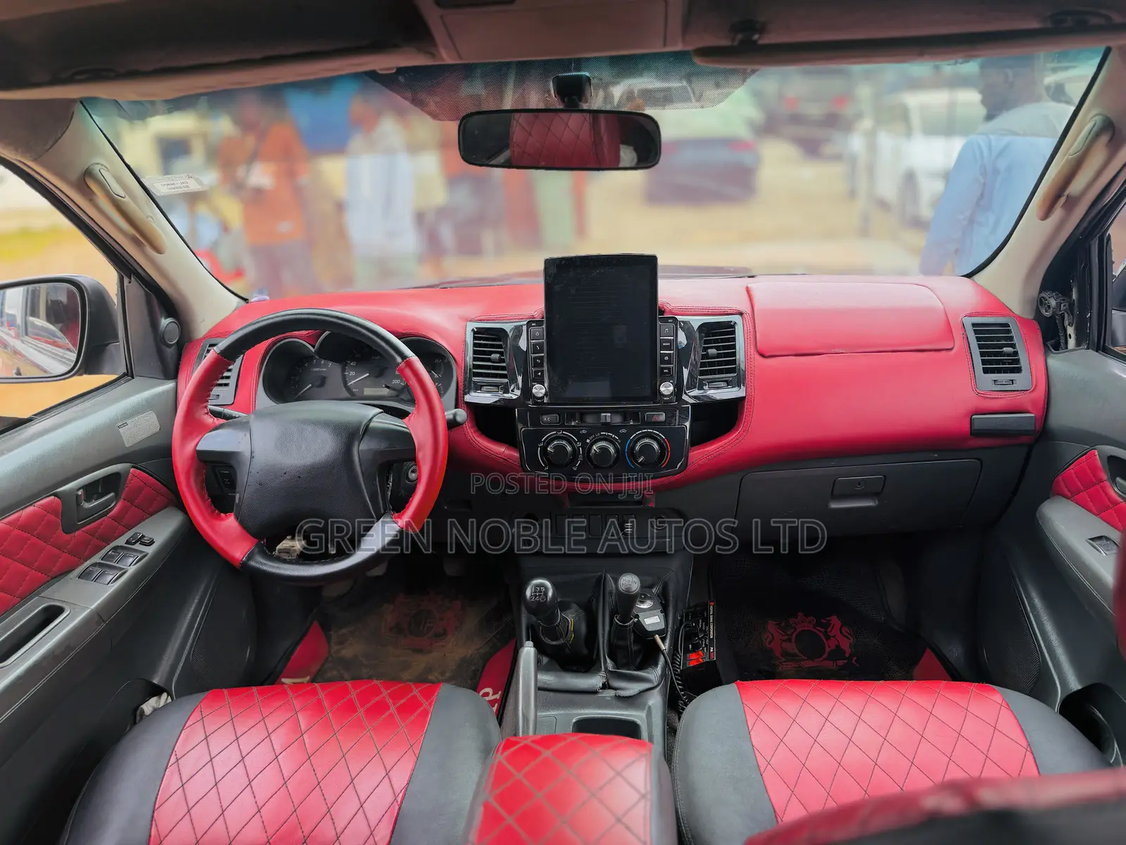 Toyota Hilux SR5 BLACK 4x4 2014 Black