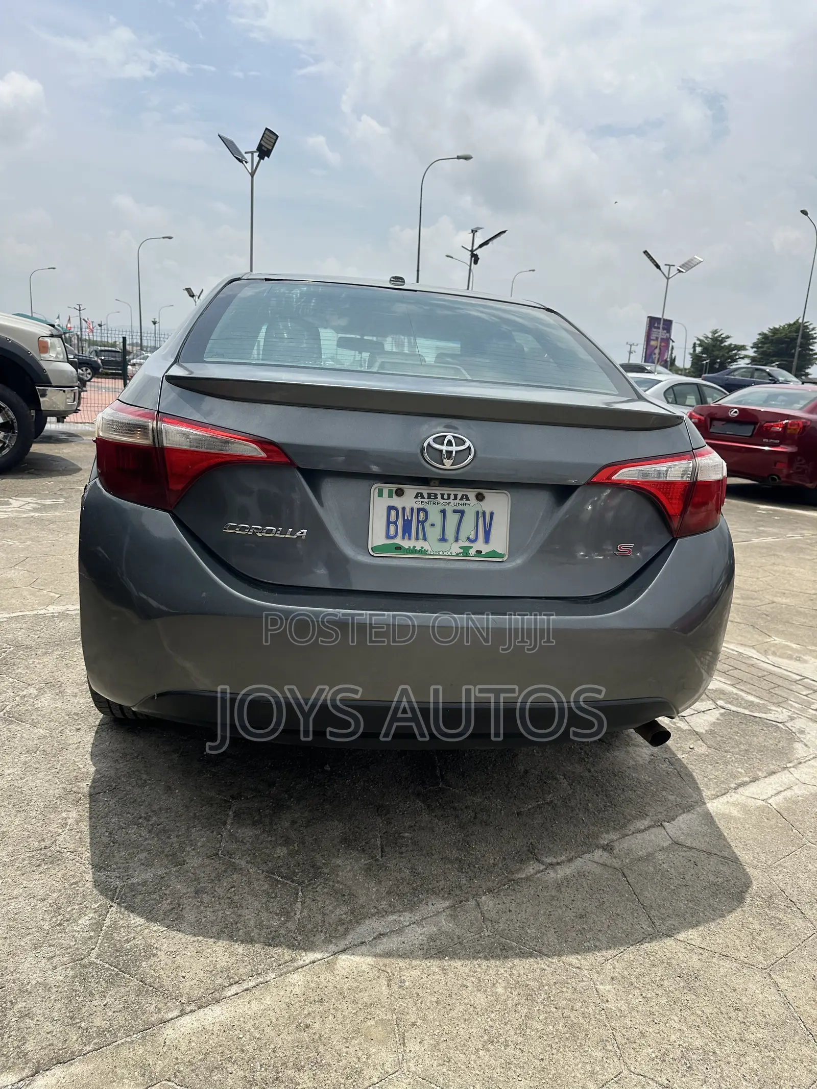 Toyota Corolla S 4dr Sedan (1.8L 4cyl CVT) 2015 Gray