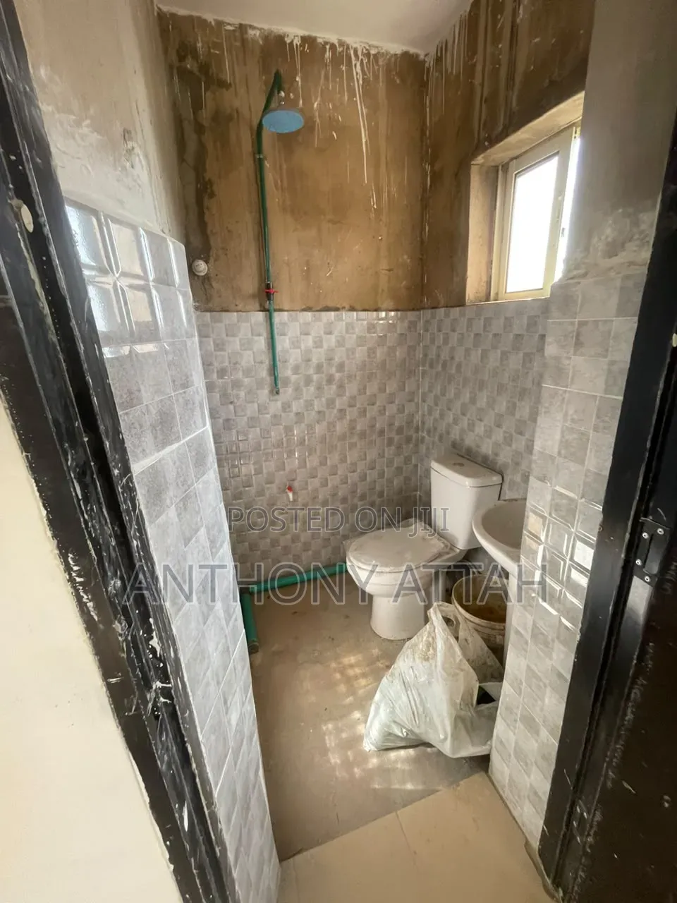 Furnished 2bdrm Block of Flats in Pen Cinema for rent