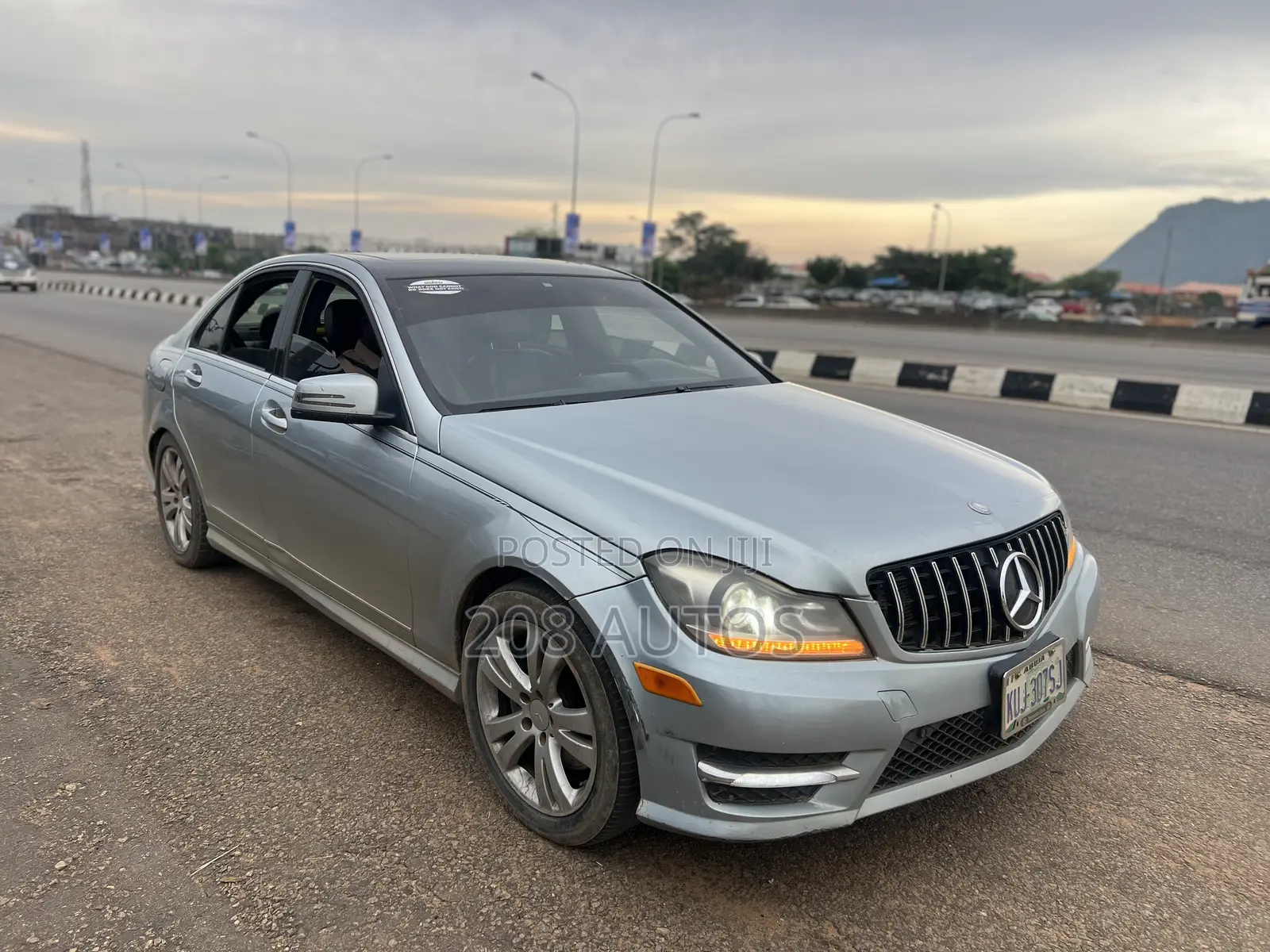 Mercedes-Benz C300 Sport 4Matic Sedan AWD (3.5L 6cyl 7A) 2013 Blue
