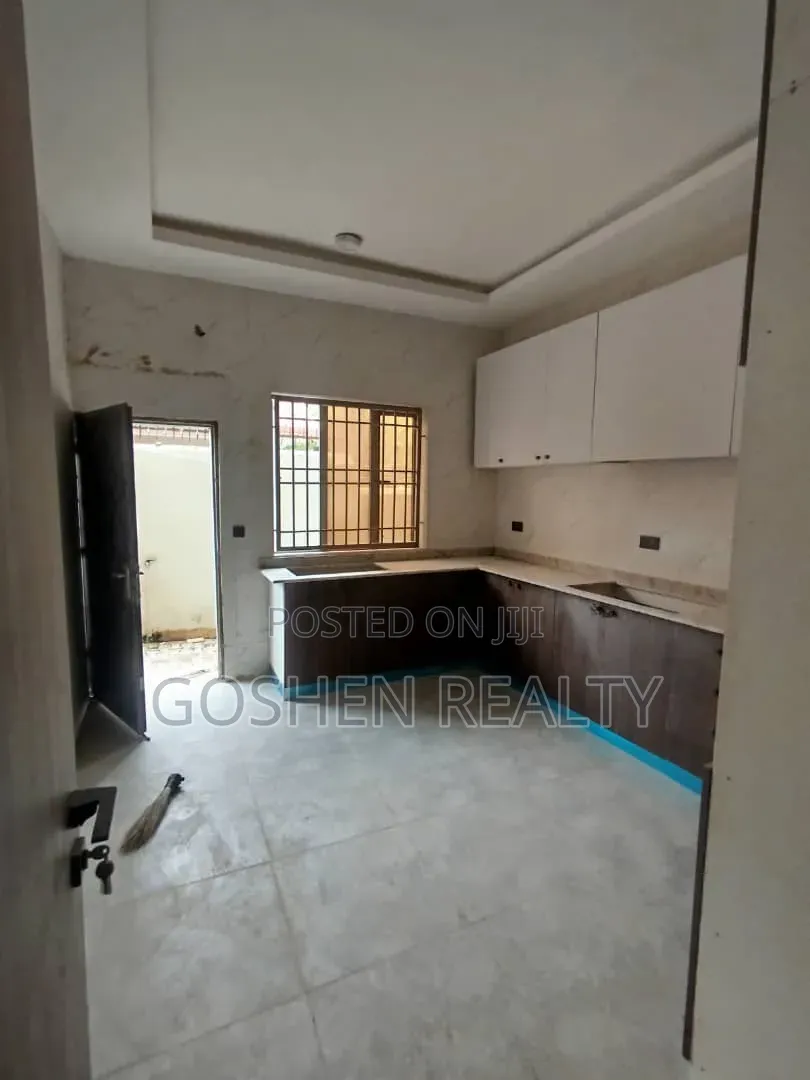 3bdrm Block of Flats in Mabushi for rent