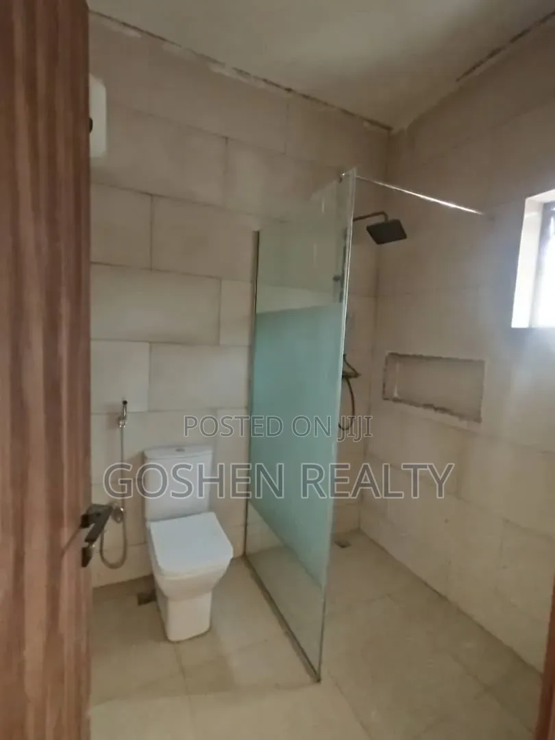 3bdrm Block of Flats in Mabushi for rent