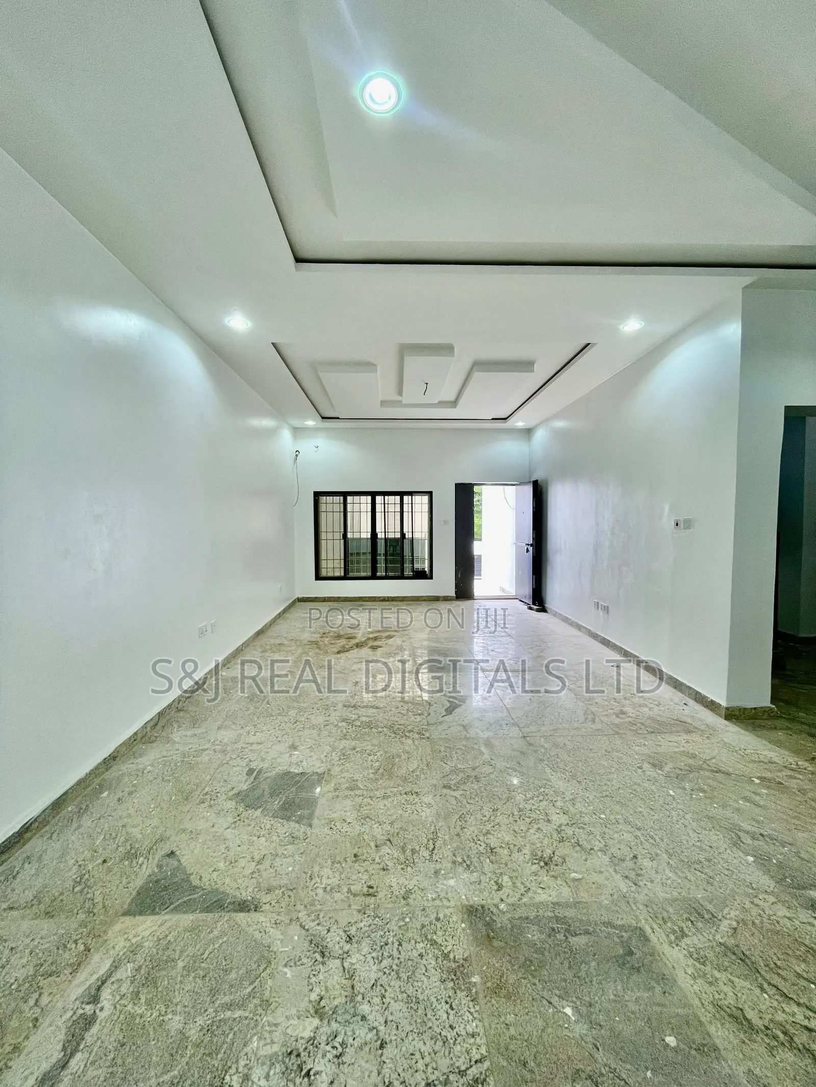 5bdrm Duplex in Life Camp for sale