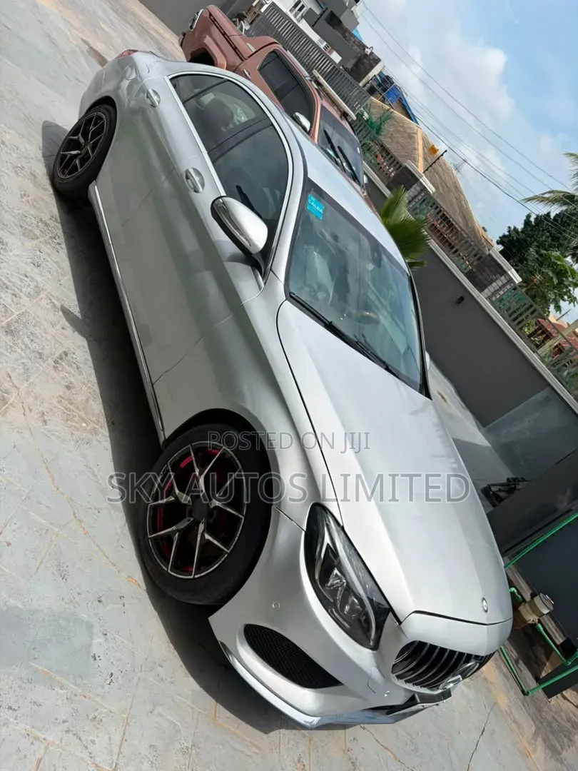 Mercedes-Benz C300 Sport 4dr AWD 4Matic Sedan (2.0L 4cyl 7A) 2015