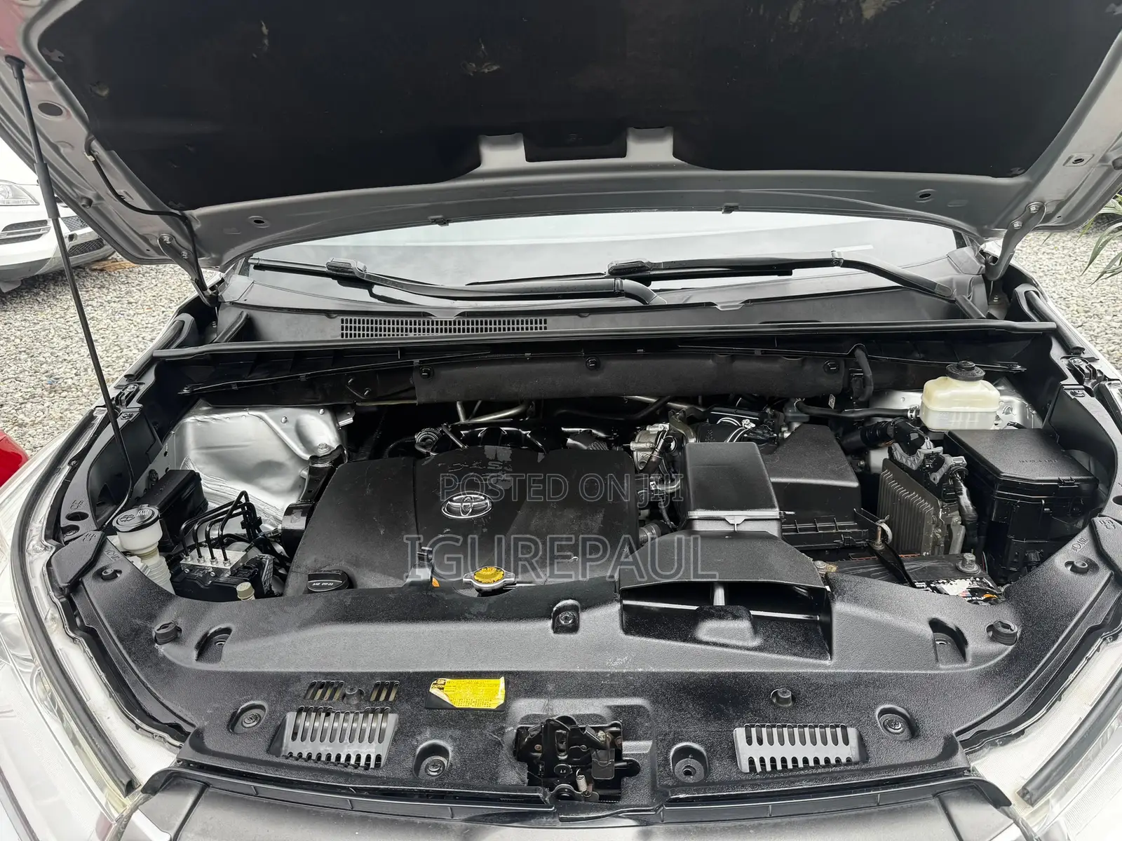 Toyota Highlander XLE 4x4 V6 (3.5L 6cyl 8A) 2017 Silver