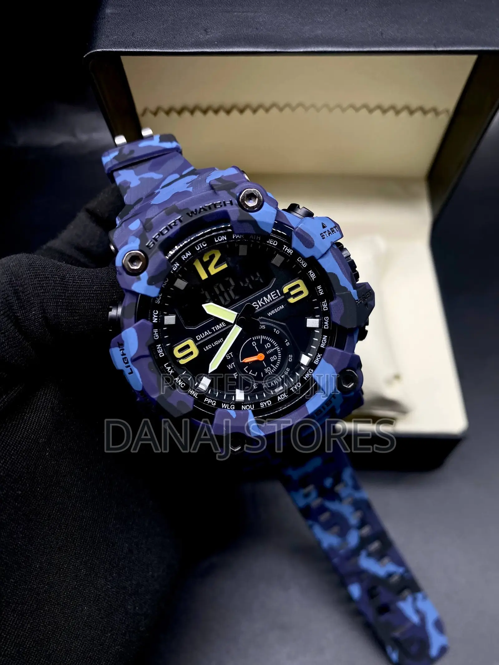 Skmei Men's Dual Display Digital-Analog Waterproof Watch