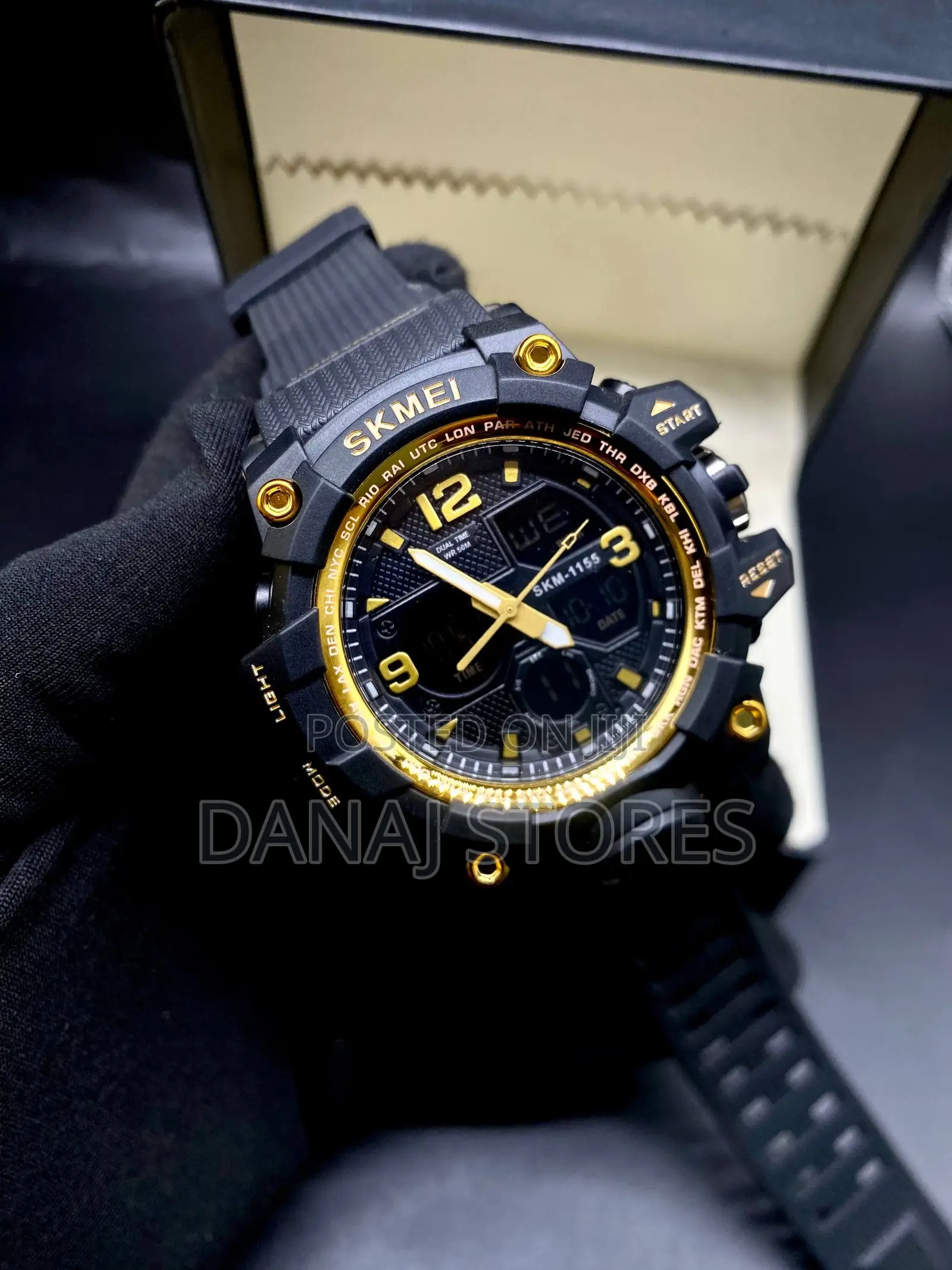 Skmei Men's Dual Display Digital-Analog Waterproof Watch