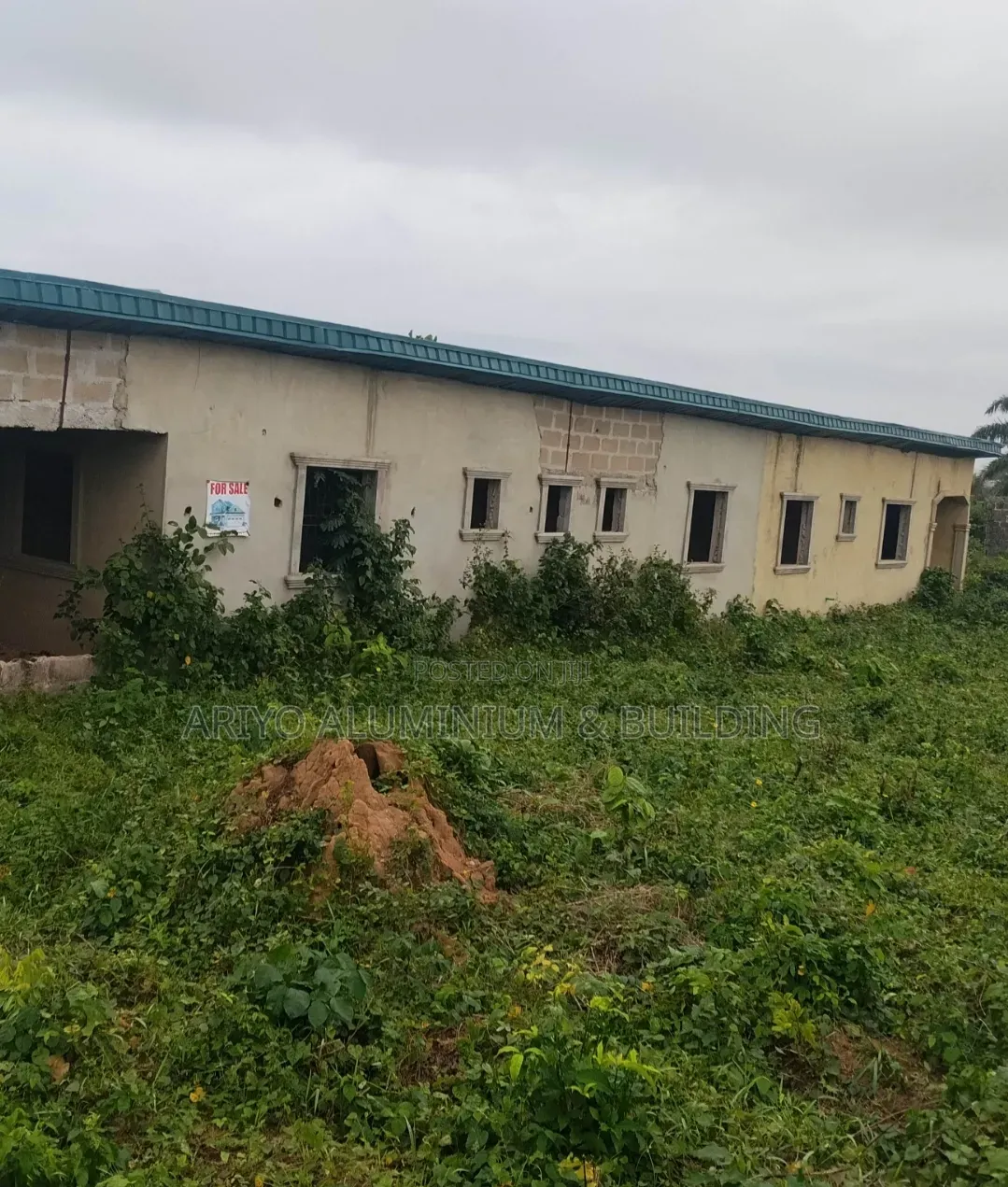 3bdrm Block of Flats in Ado-Odo/Ota for Sale