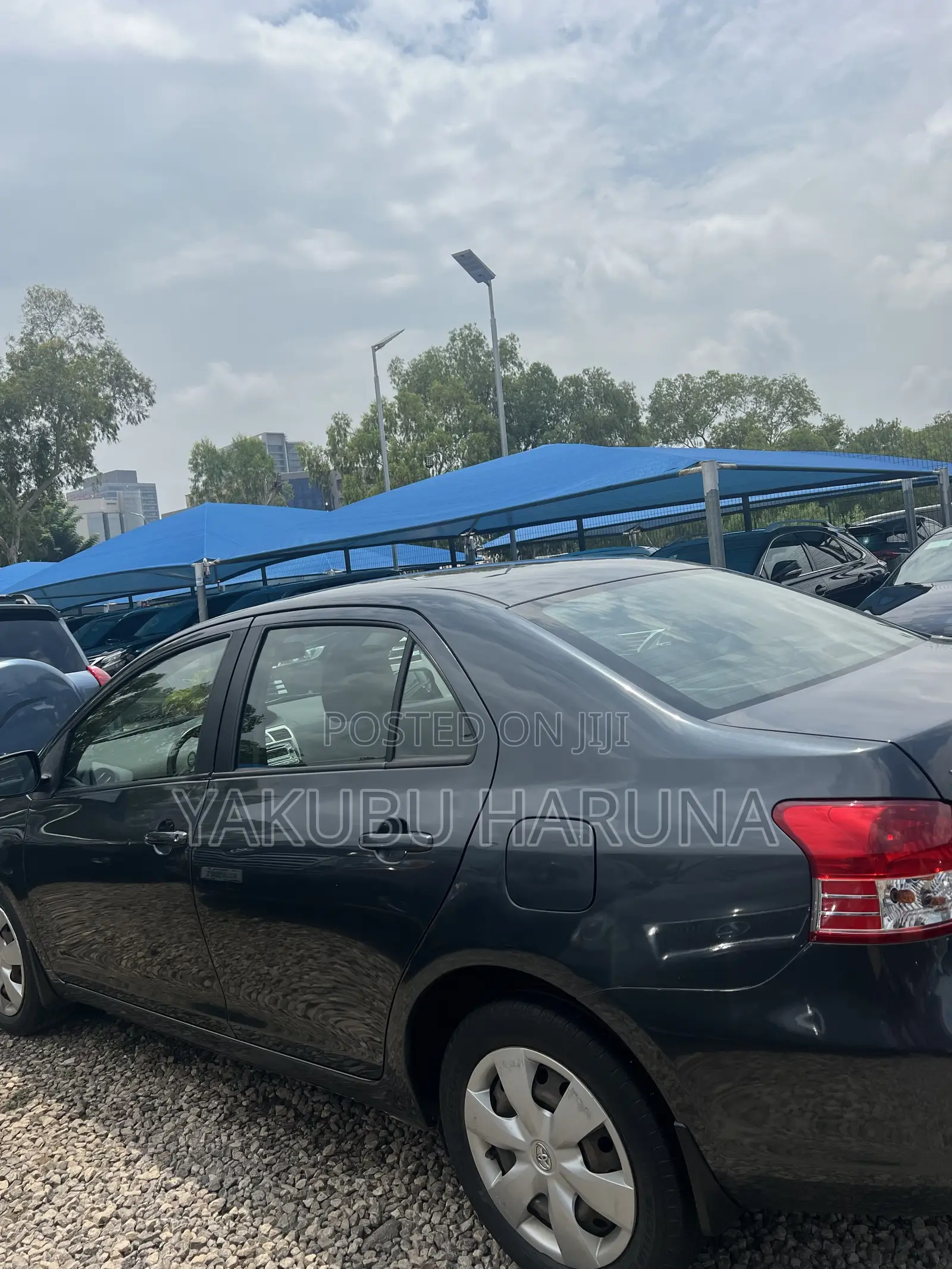 Toyota Yaris Sedan 2007 Gray