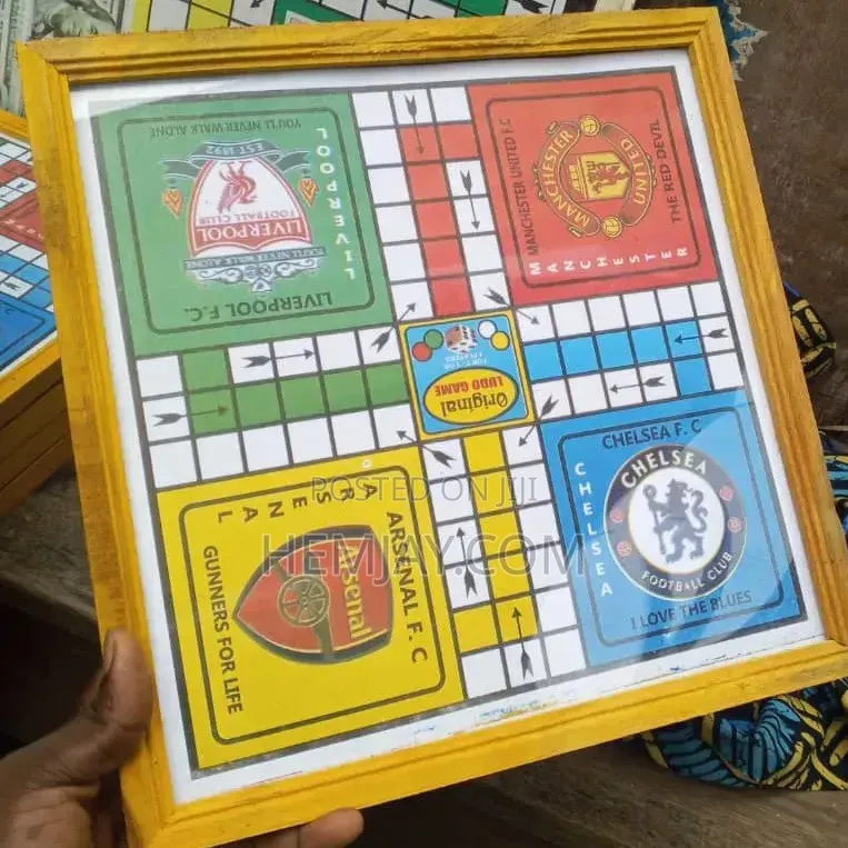 Family Ludo Glass Board. (Quality Fancy Football Clubs)
