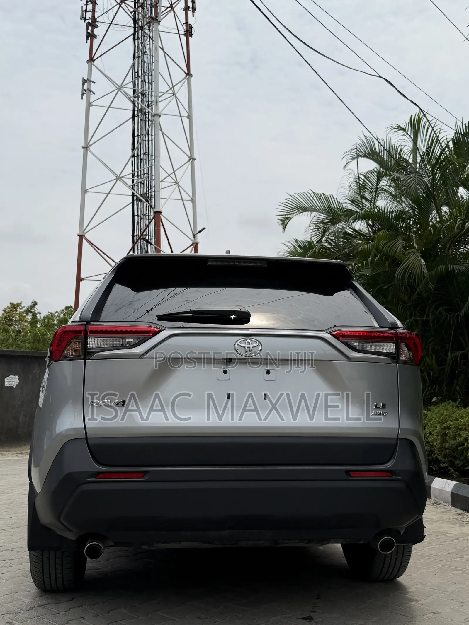 Toyota RAV4 2025 Silver