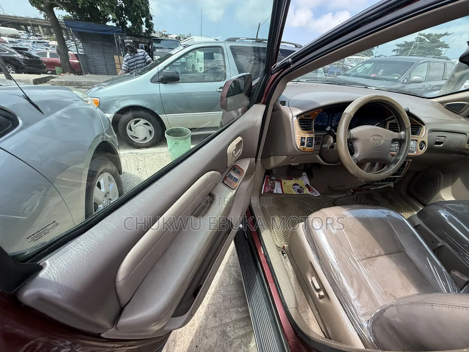 Toyota Sienna XLE 2002 Red