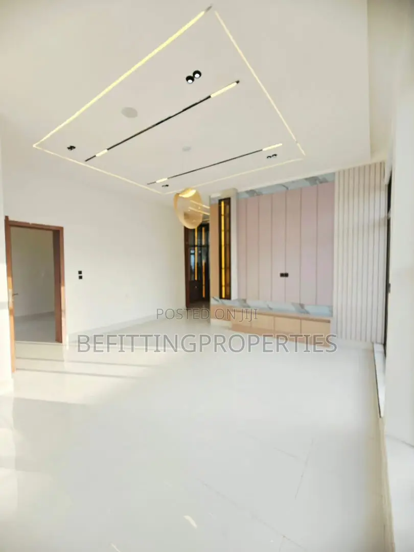 4bdrm Duplex in Ajah for sale