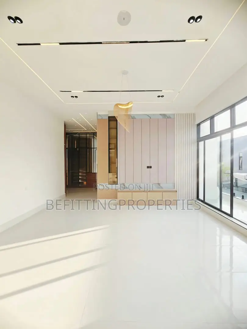 4bdrm Duplex in Ajah for sale
