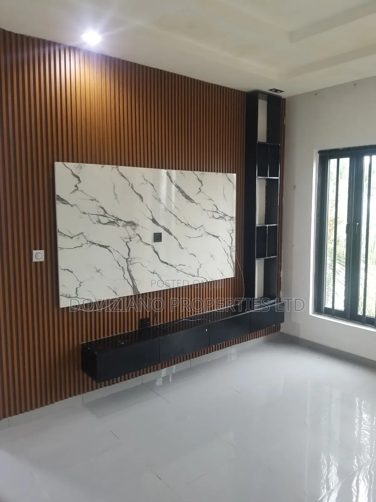 Studio Apartment in Adeola Odeku for rent