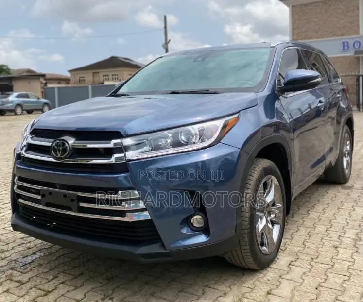 Toyota Highlander Limited Platinum 2019 Blue
