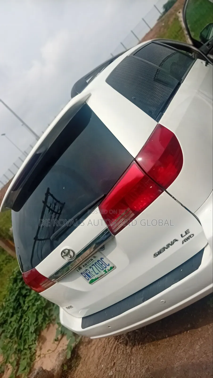 Toyota Sienna 2006 White