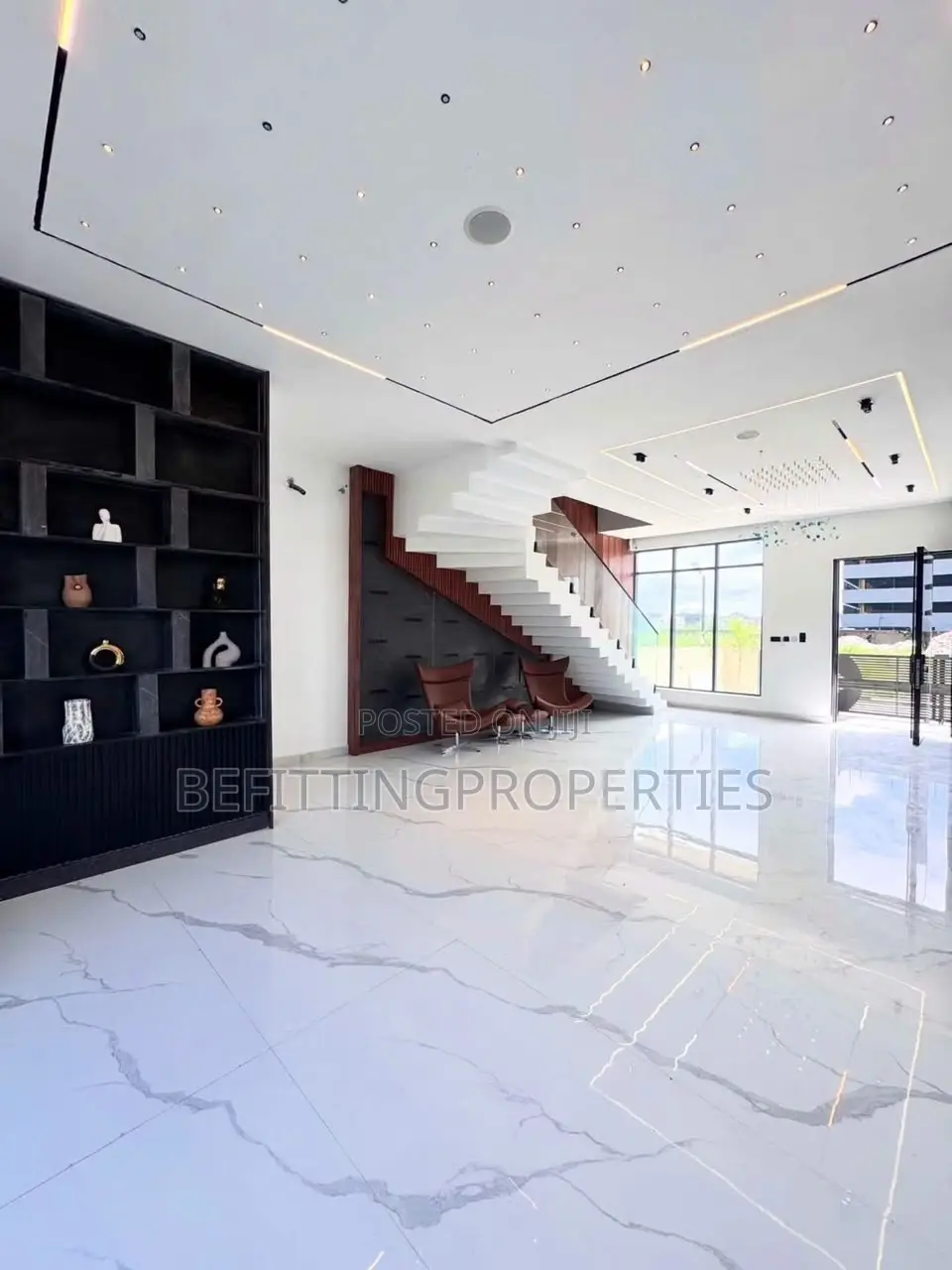 5bdrm Duplex in Lekki for sale