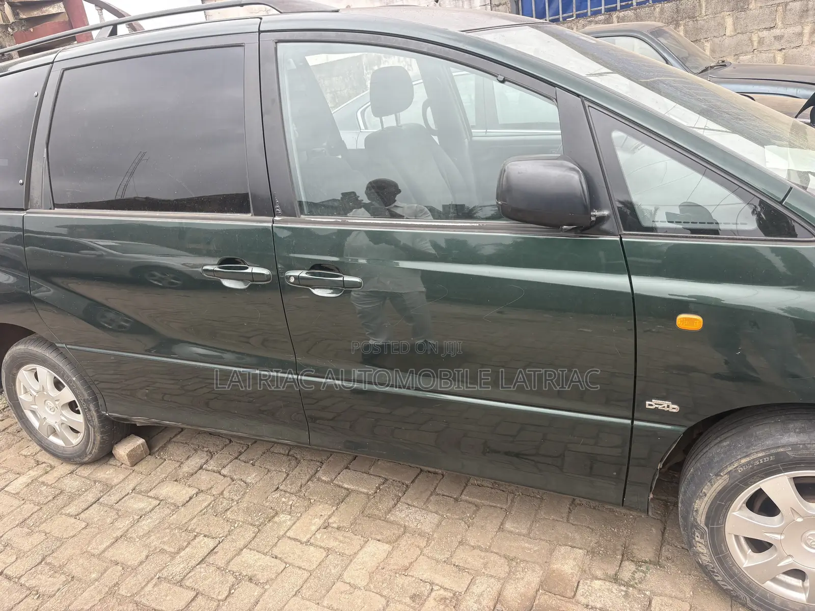Toyota Previa 2.0 D-4D 2005 Green