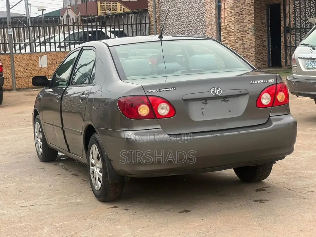 Toyota Corolla LE 2006 Gray