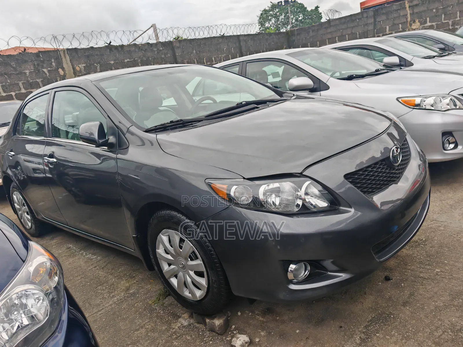 Toyota Corolla 2010 Gray