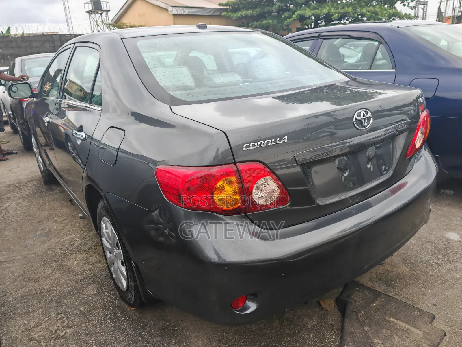 Toyota Corolla 2010 Gray