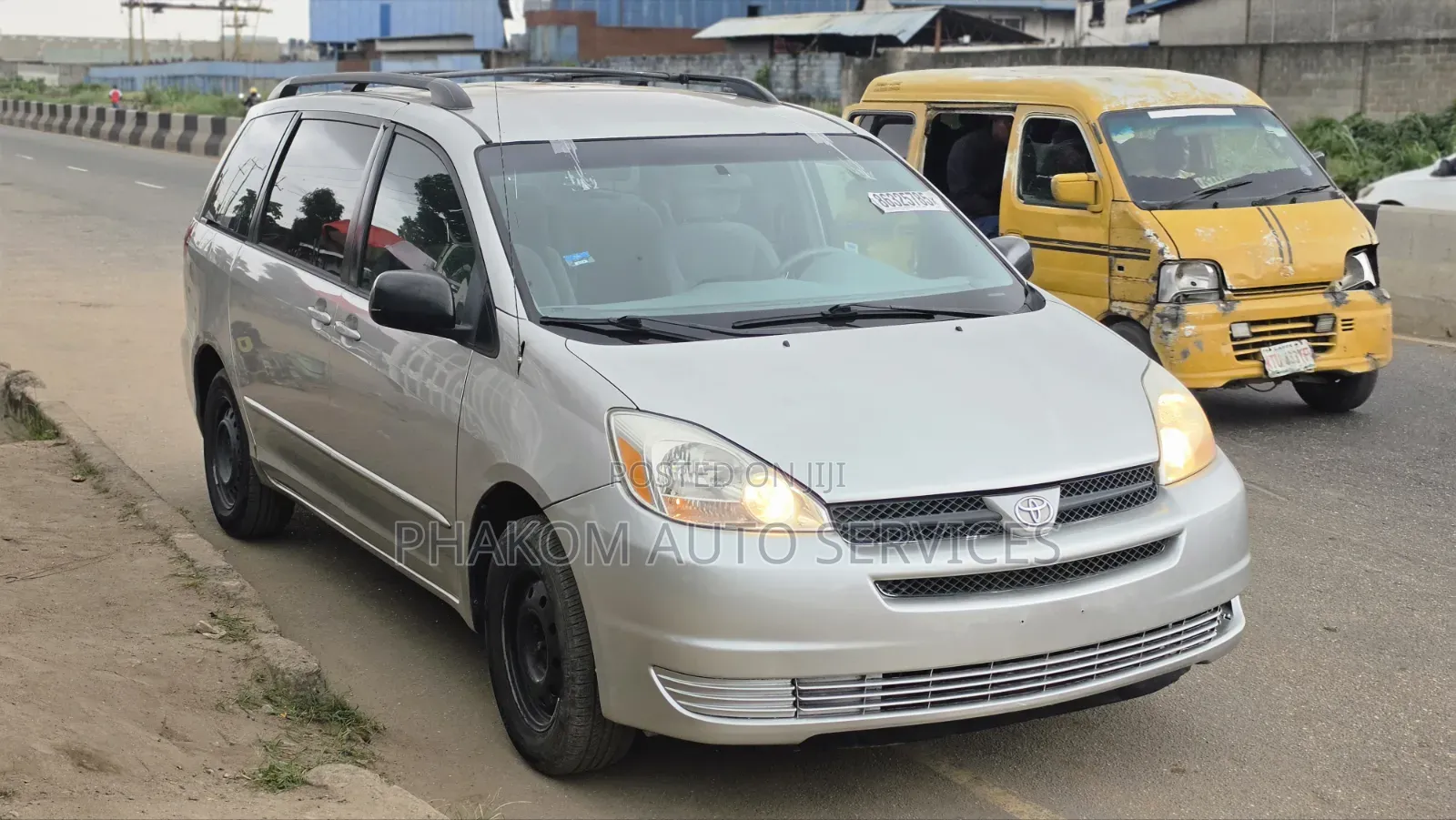 Toyota Sienna CE 2005 Gold