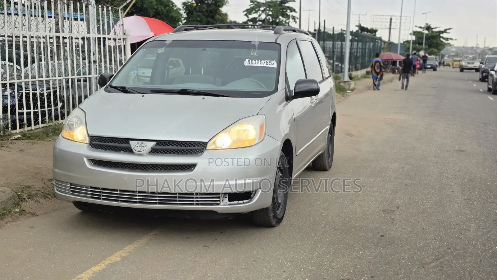Toyota Sienna CE 2005 Gold