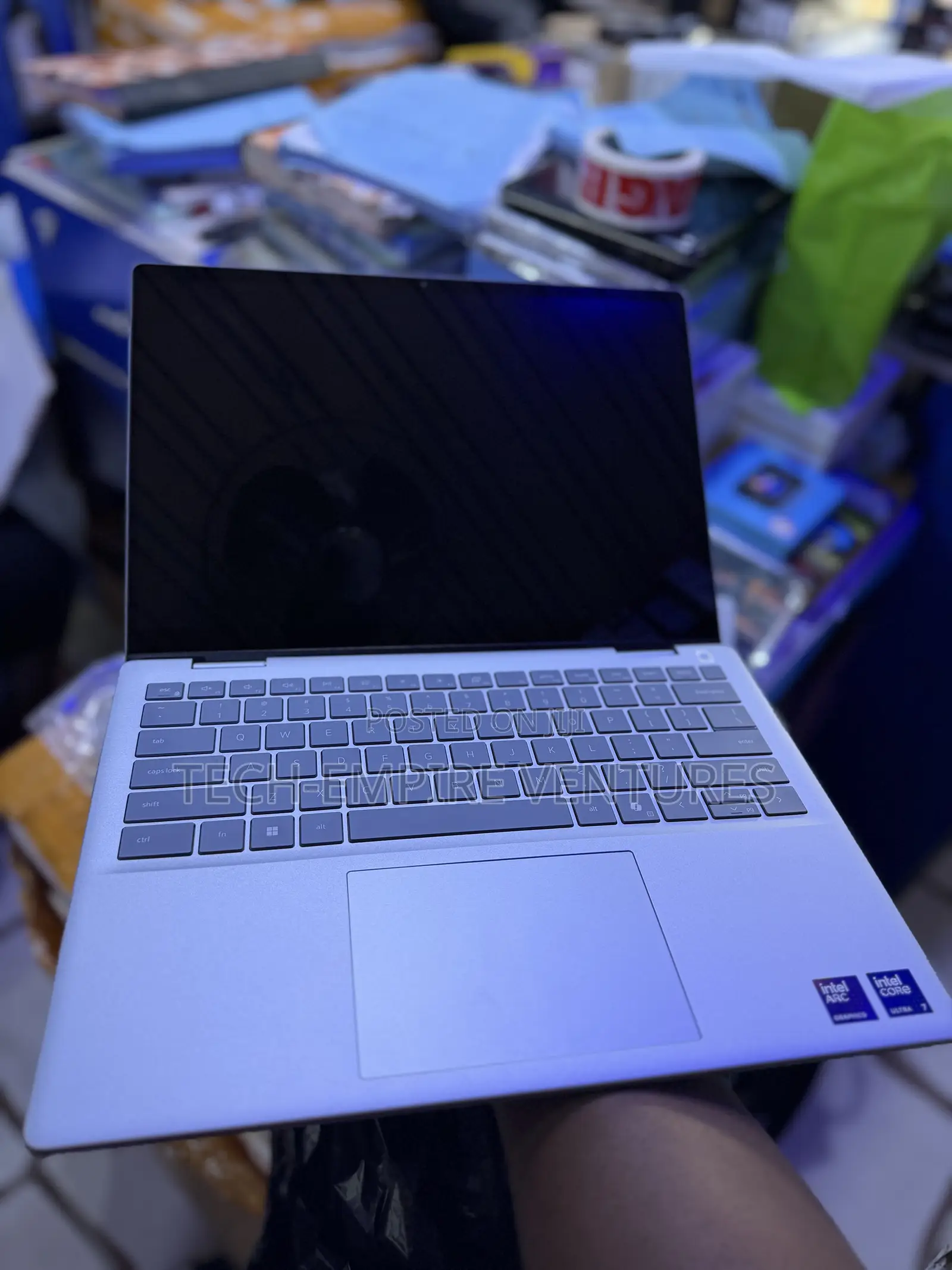 New Laptop Dell 16GB Intel Core Ultra 7 SSD 1T
