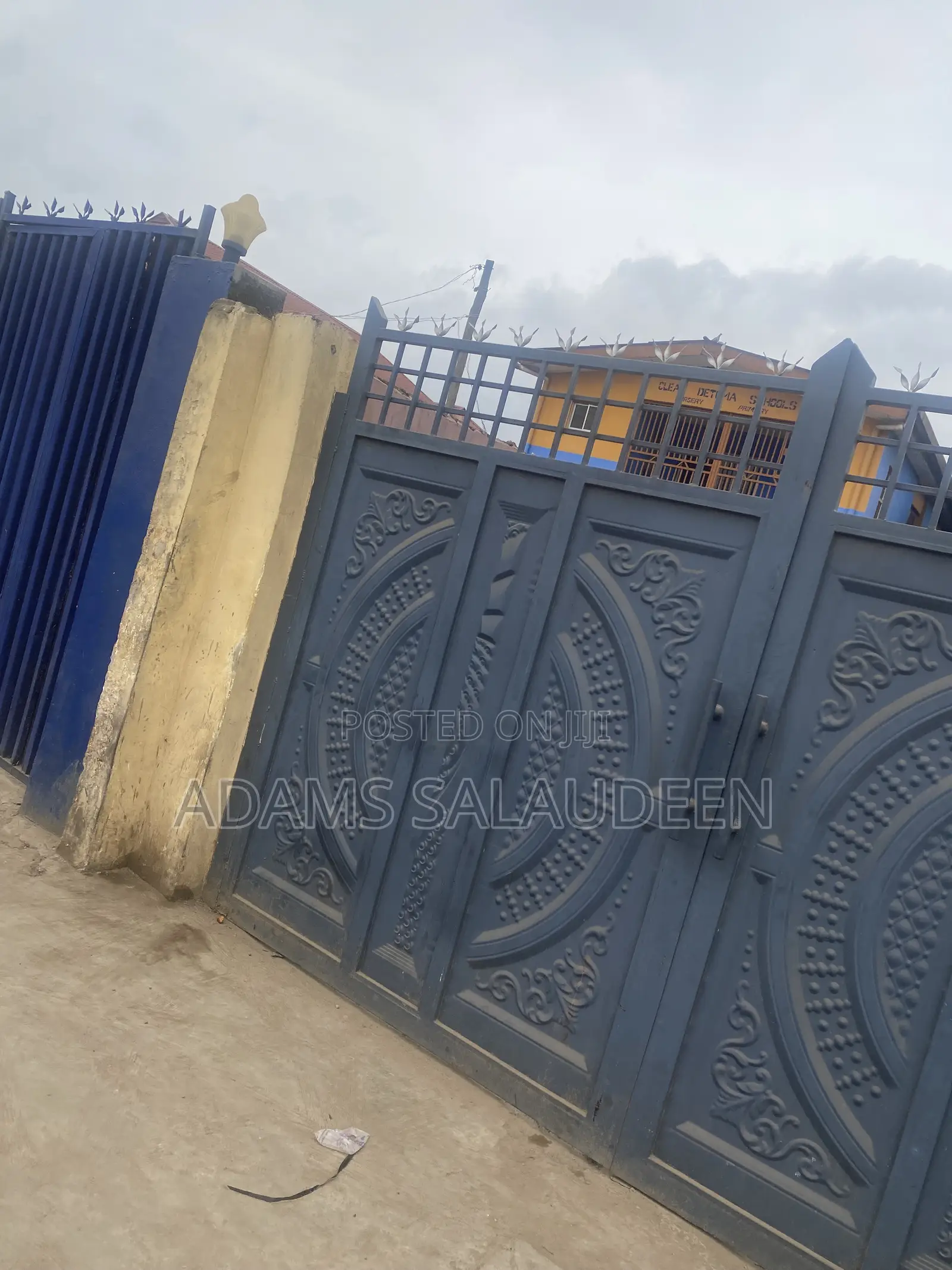 School on Tarred Road That Can Be Converted to Residential and Commerc