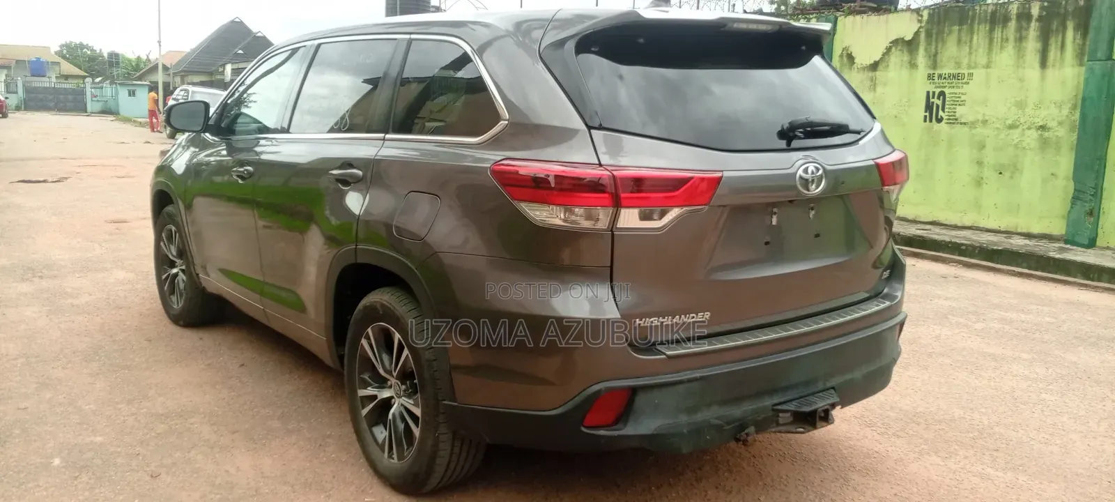 Toyota Highlander LE Plus 4x4 V6 (3.5L 6cyl 8A) 2018 Gray