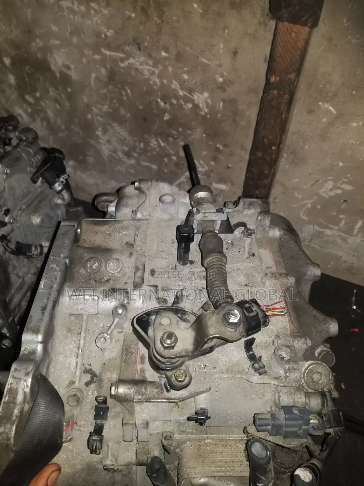 Nissan Sentra 013/015 Gearbox