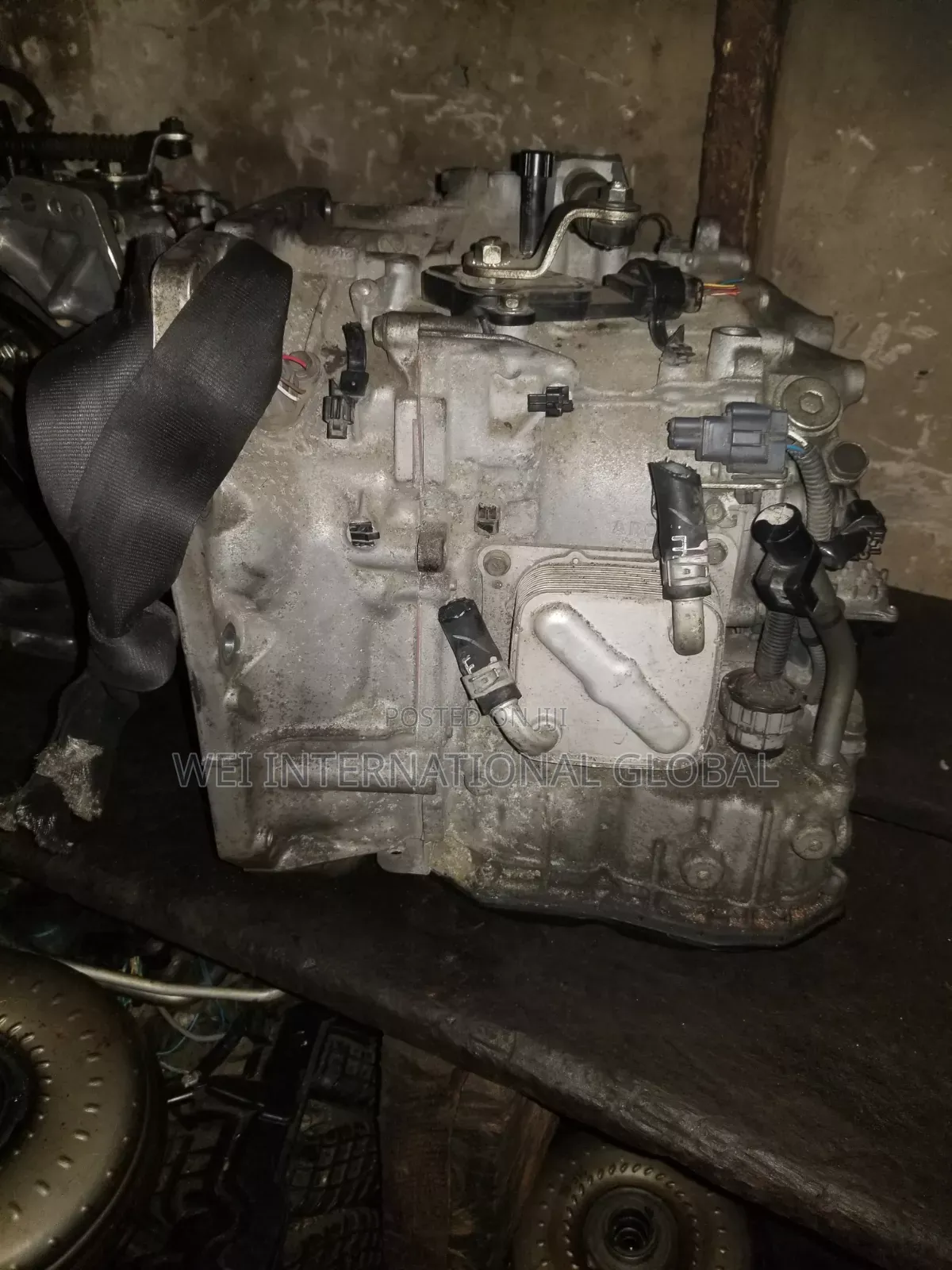 Nissan Sentra 013/015 Gearbox