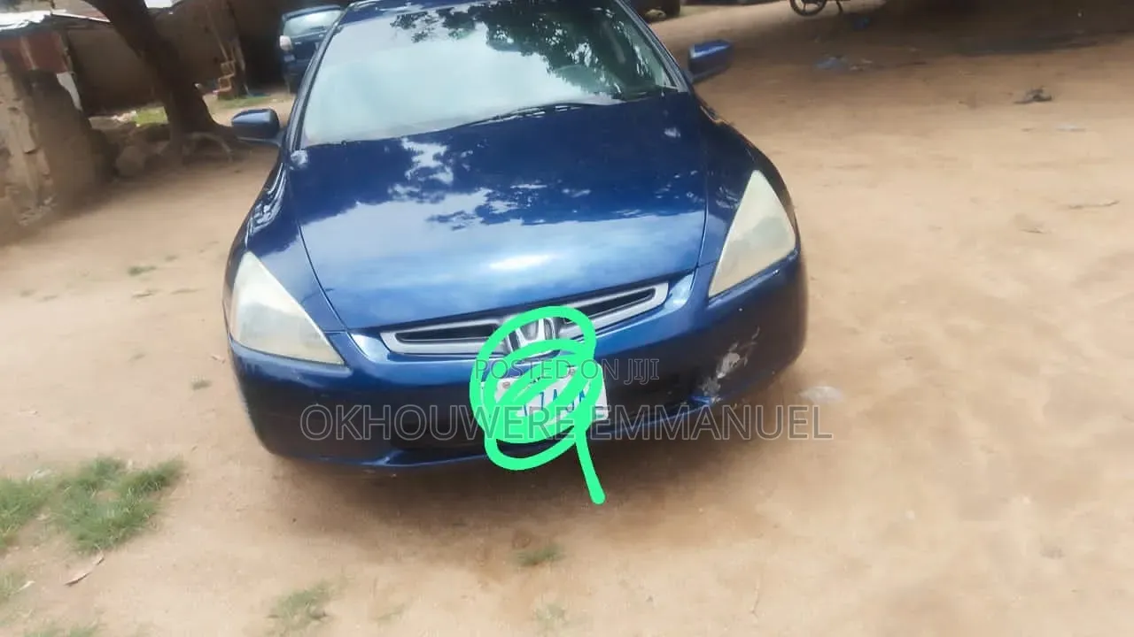 Honda Accord 2005 Blue