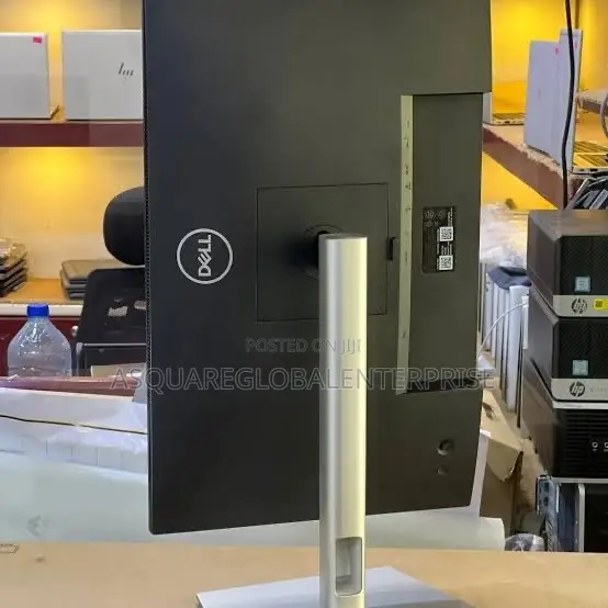 Dell Pro 24 Inch Plus USB-C Hub Monitor