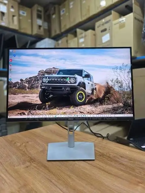 Dell Pro 24 Inch Plus USB-C Hub Monitor