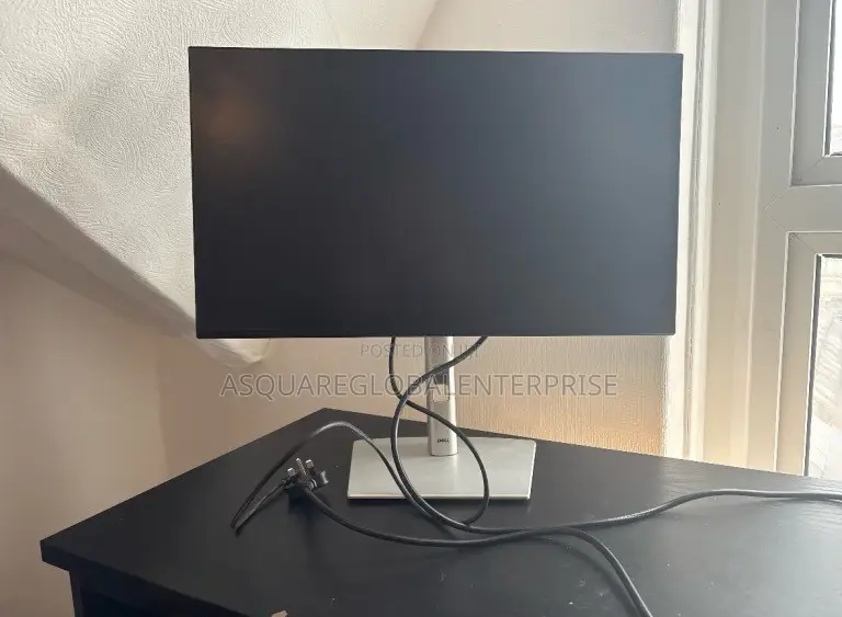 Dell Pro 24 Inch Plus USB-C Hub Monitor