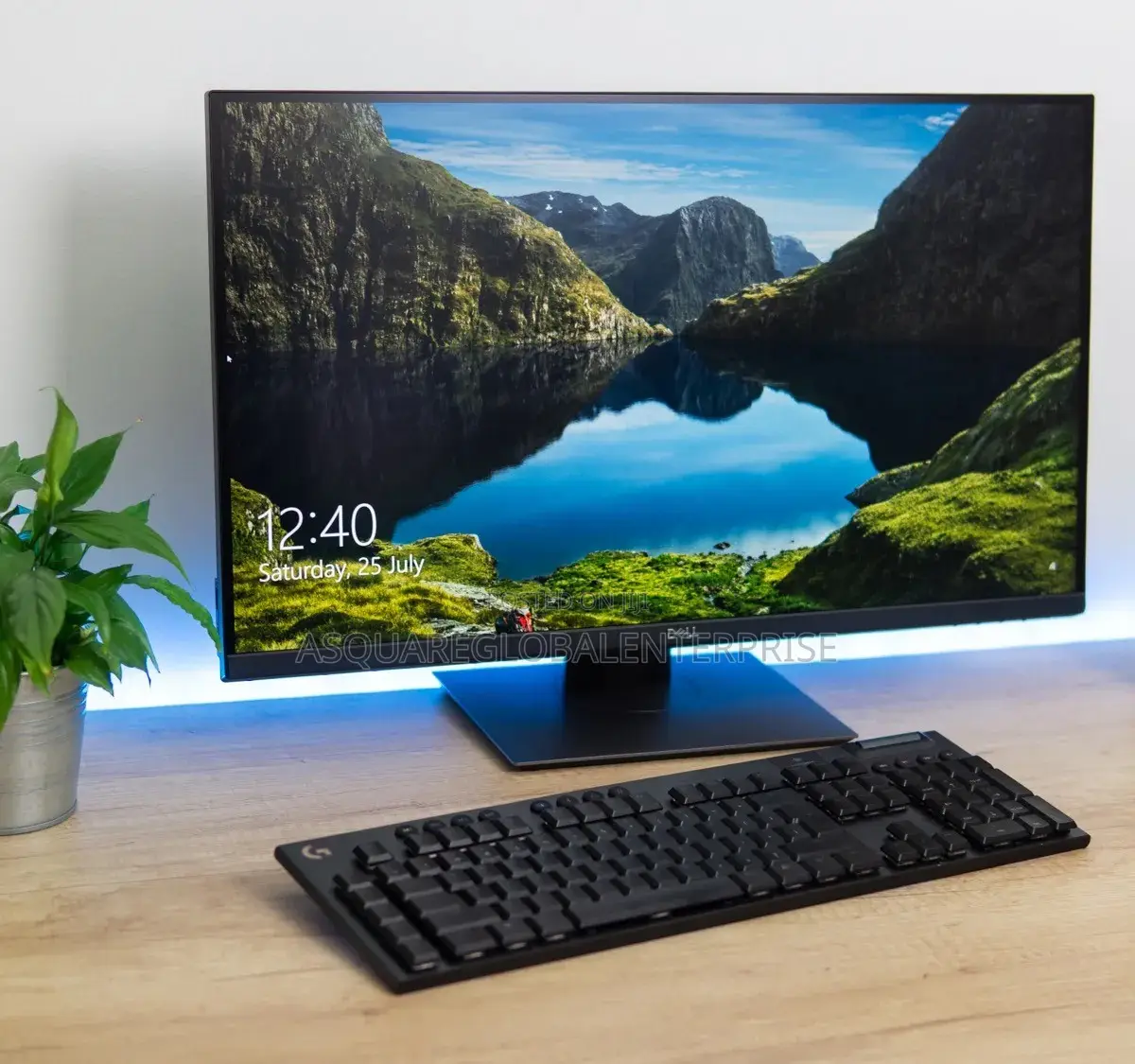 Dell P2720DC 27 Inch QHD 1440p USB C Monitor