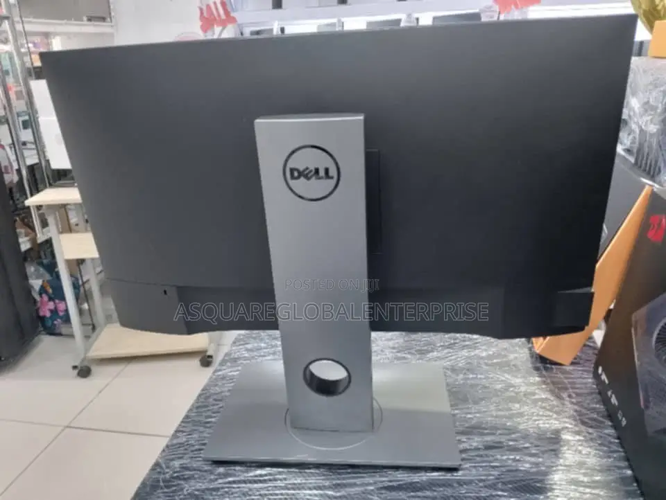Dell P2720DC 27 Inch QHD 1440p USB C Monitor