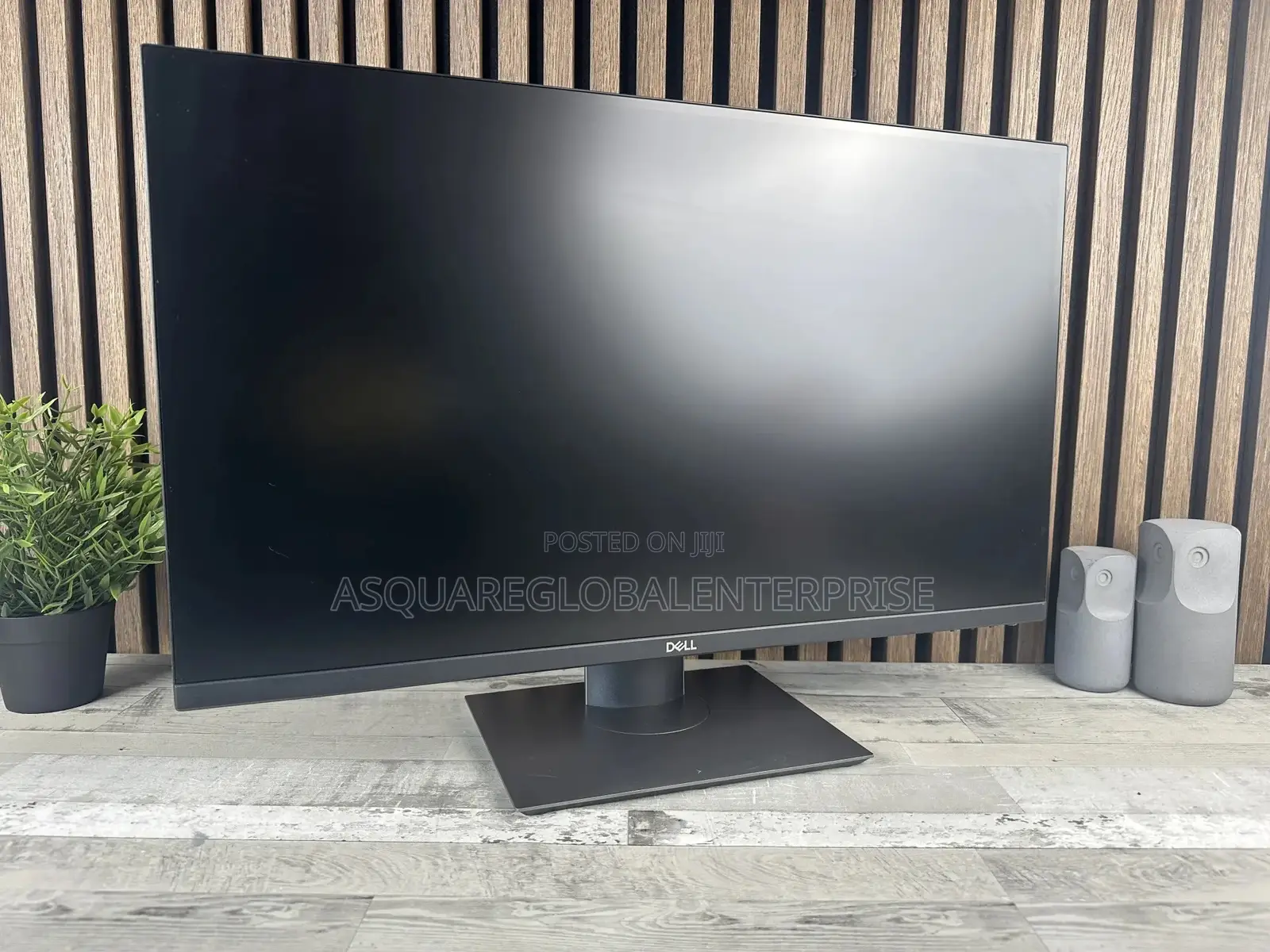 Dell P2720DC 27 Inch QHD 1440p USB C Monitor
