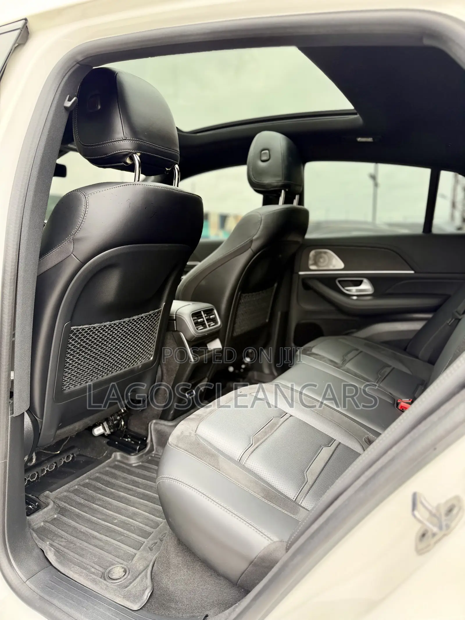 Mercedes-Benz 2024 2024 Off white